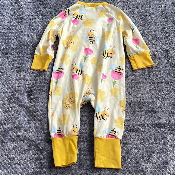 SHEIN Yellow and White Footies One Piece with Full-Length Legs - Picture 4 of 5